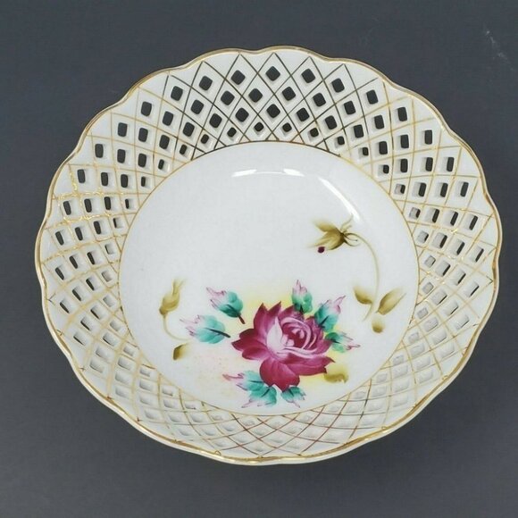 Occupied Japan Lattice Gold Trimmed Floral Bowl 5.75” Wide Hand Painted - Picture 2 of 7